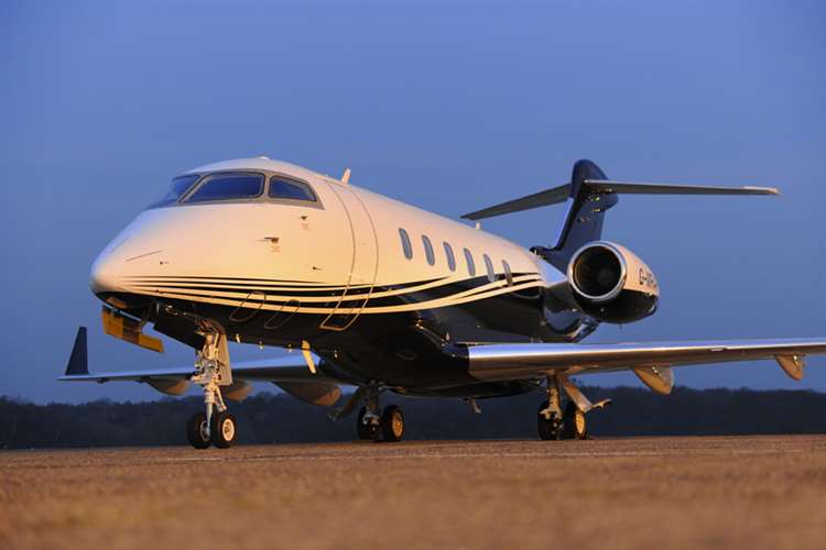 Bombardier Challenger 300